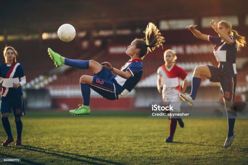 सरकार ने ग्रामीण और शहरी क्षेत्रों के लिए नई स्वास्थ्य योजना "सुरक्षित जीवन" की शुरुआत की।